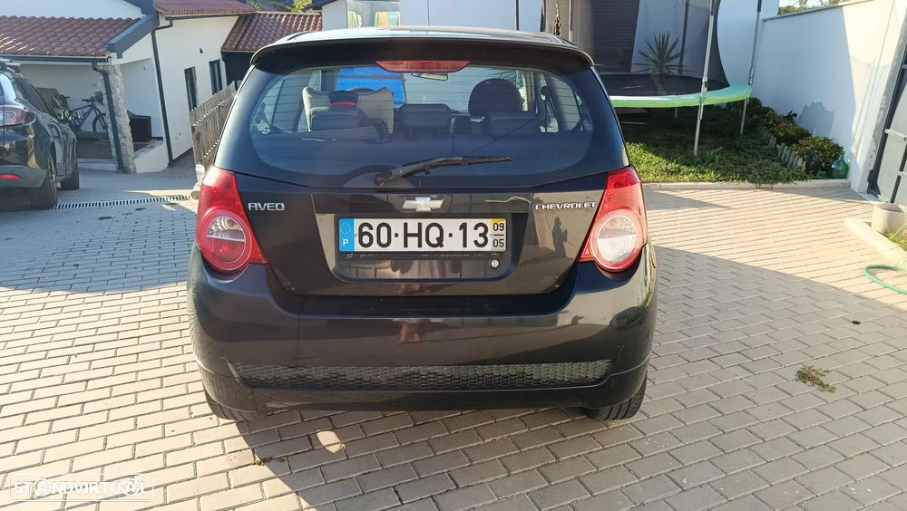 Chevrolet Aveo - 3