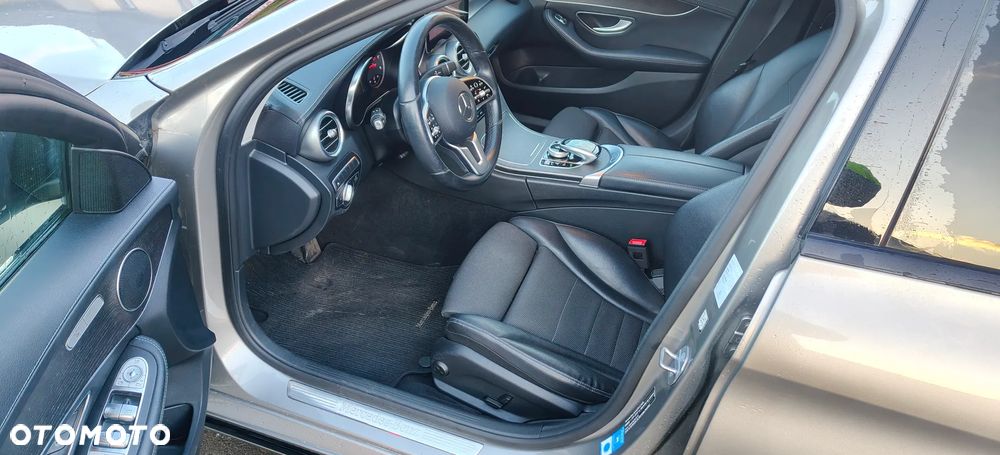Mercedes-Benz Klasa C 220 d 9G-TRONIC - 7