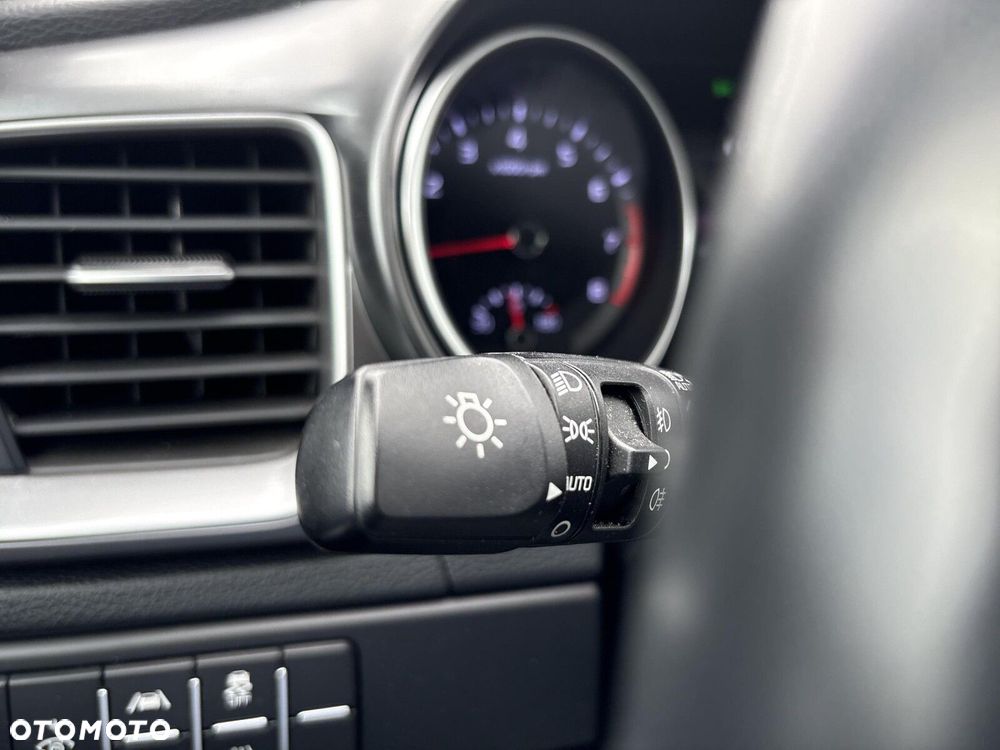 Kia XCeed 1.5 T-GDI M DCT - 12