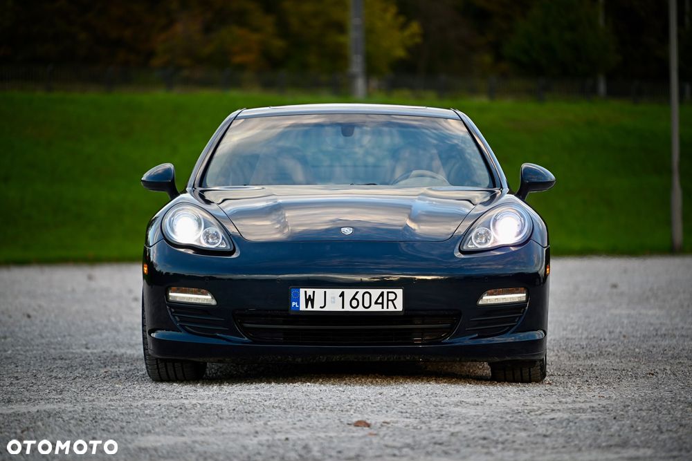 Porsche Panamera - 9