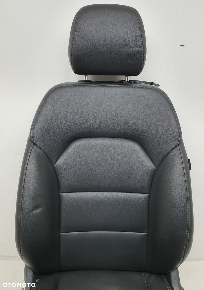 FOTEL LEWY PRZÓD PRZEDNI KIEROWCY SKÓRA GRZANY MERCEDES W246 EUROPA - 9