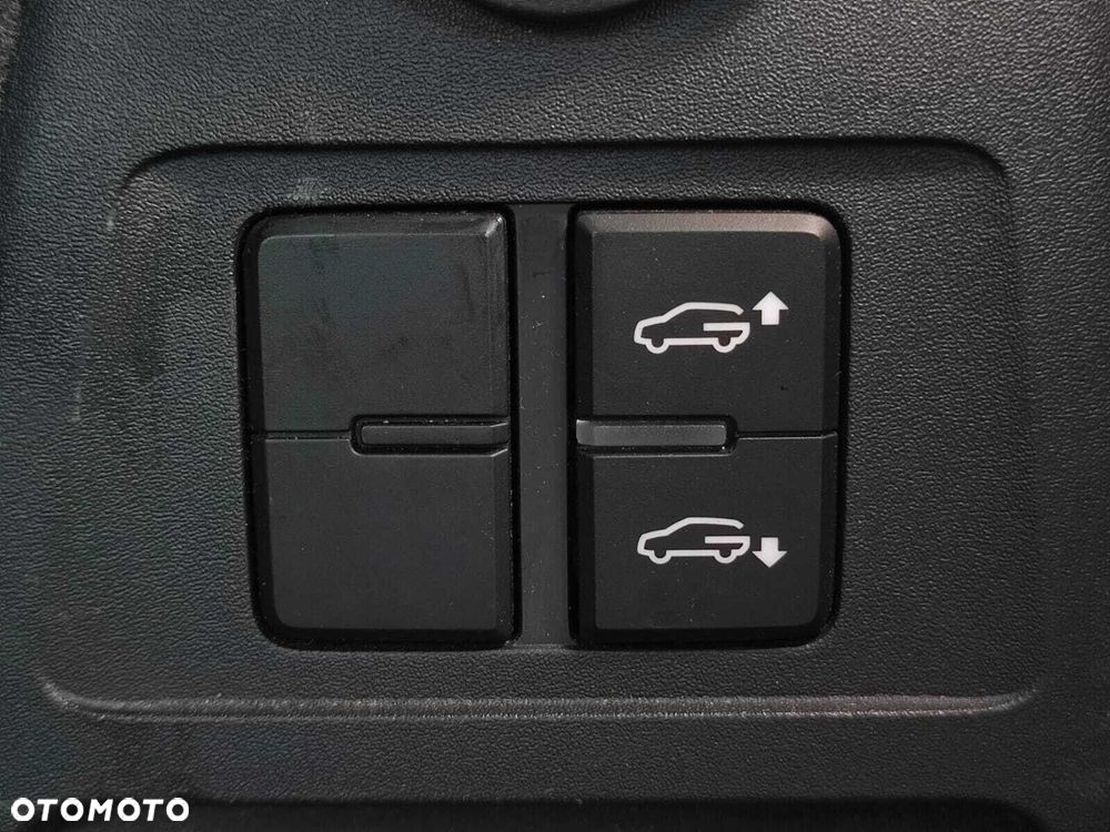 Volkswagen Touareg 3.0 V6 TDI SCR 4Mot R-Line - 33