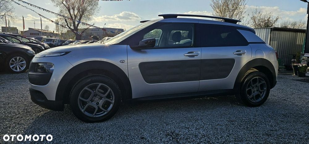 Citroën C4 Cactus - 16