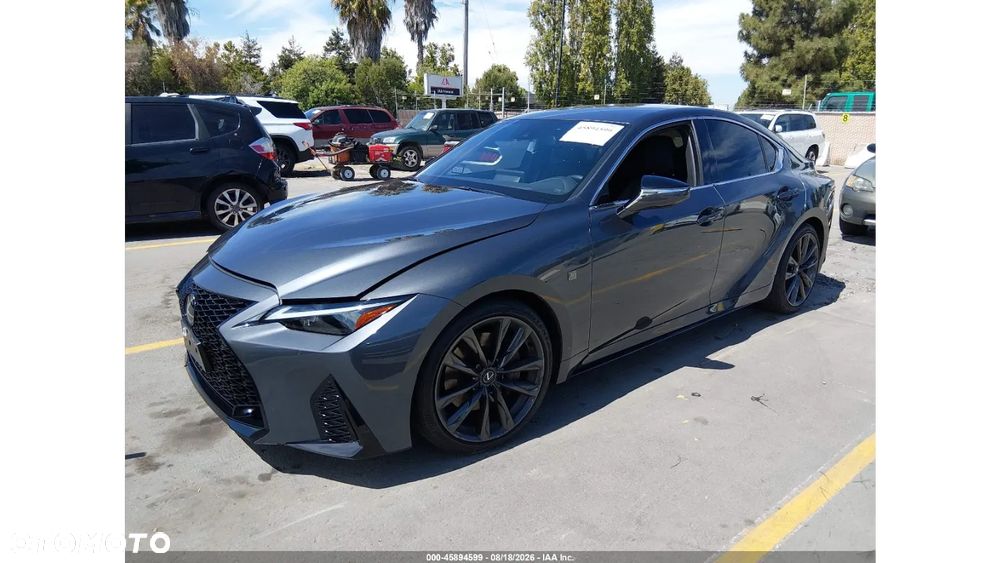 Lexus IS - 2