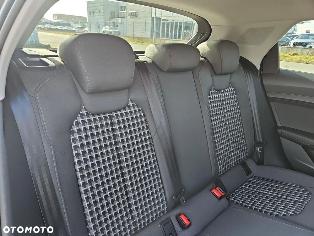 Audi A1 Sportback 35 TFSI S tronic - 15