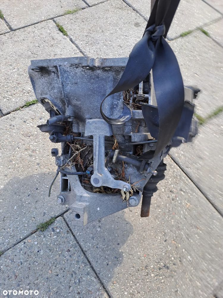 Ford Fokus MK2 1.6 TDCi skrzynia biegów 3M5R-7002-YD 3M54-7201-ZB - 1