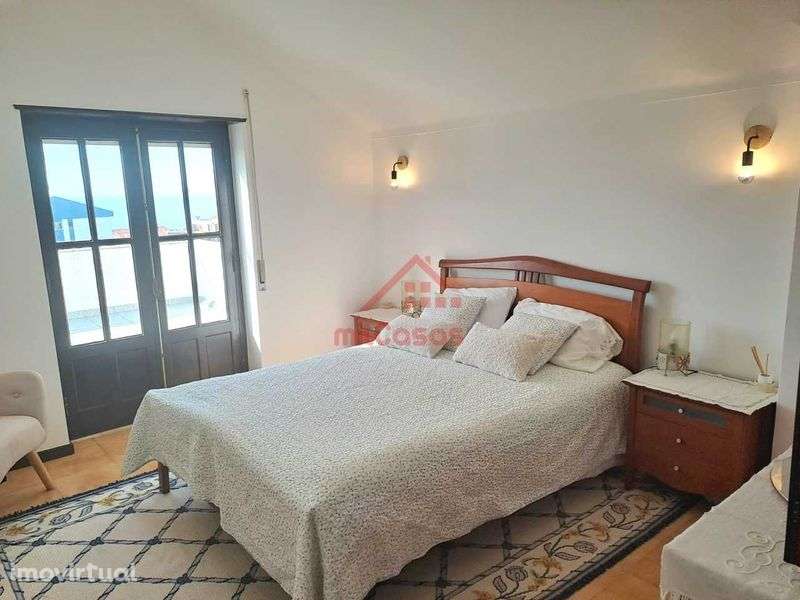 Duplex T3 com terraço 360º e vista mar em Santa Cruz - Grande imagem: 5/12