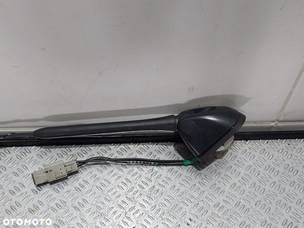 ANTENA DACHOWA NISSAN JUKE R2011 1,6 DIG-T NR B092116 - 4