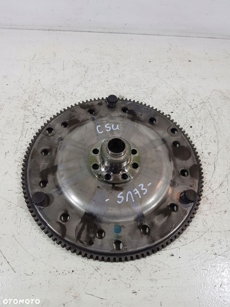 koło zamachowe 06h105323p audi a6 c7 a4 b8 lift 2.0 tdi csu - 2