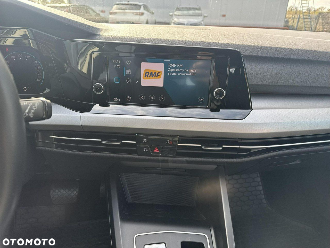 Volkswagen Golf VIII 1.5 eTSI EVO Life DSG - 23