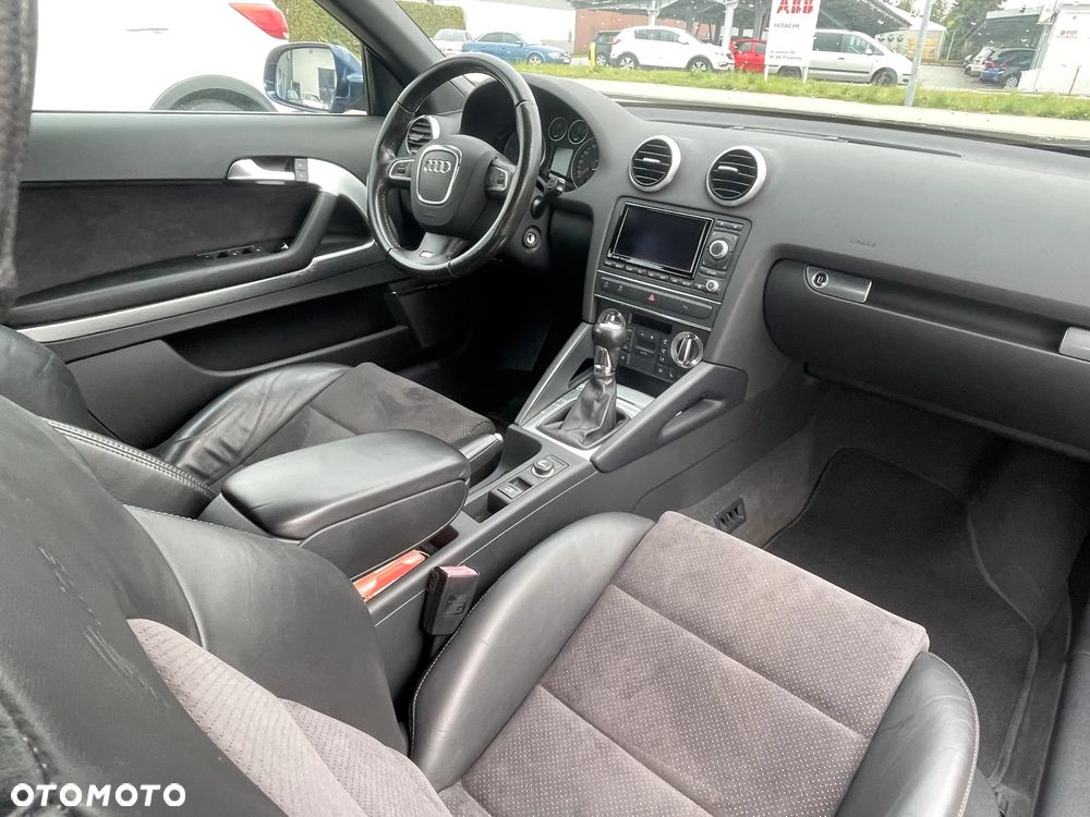 Audi A3 Cabrio 2.0 TDI DPF S Line Sportpaket (plus) - 20