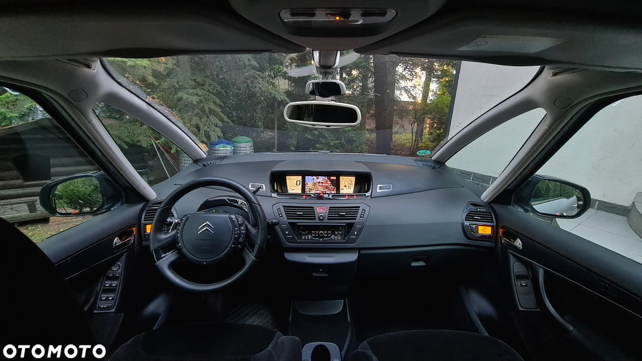 Citroën C4 Picasso 2.0 HDi Equilibre Exclusive Navi MCP - 18