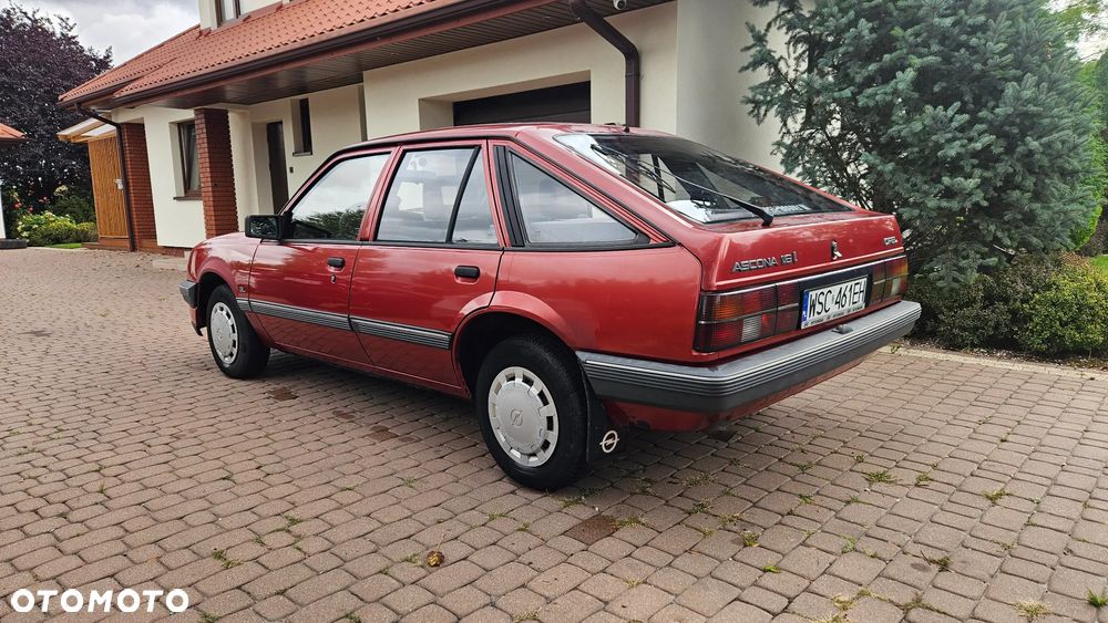 Opel Ascona - 3