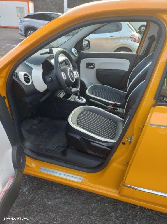 Renault Twingo Z.E. 22 Intens - 10