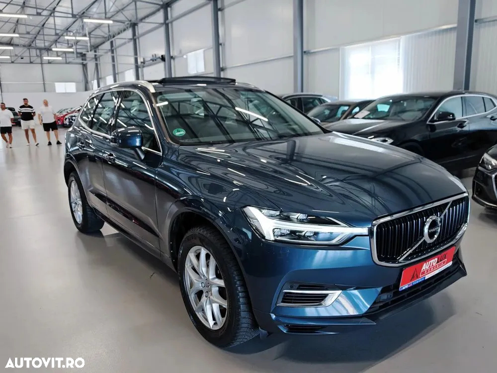 Volvo XC 60 T8 Twin Engine AWD Geartronic Momentum - 2