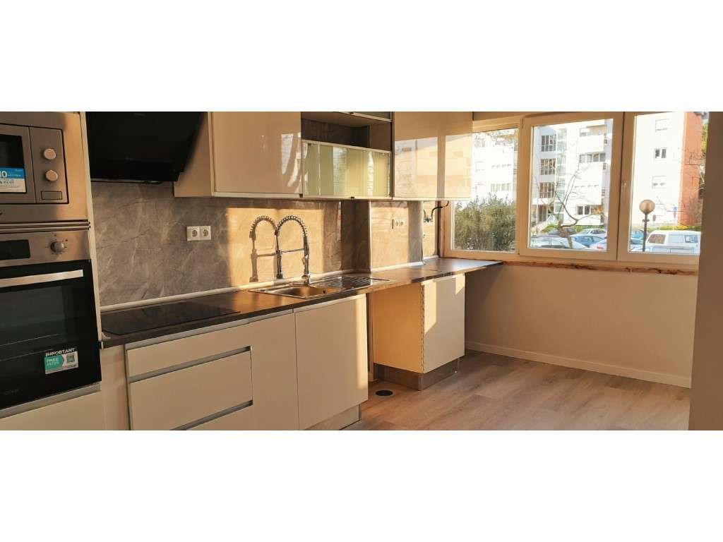 Apartamento T2 Totalmente Remodelado - Oeiras - Figueirinha - Grande imagem: 4/22