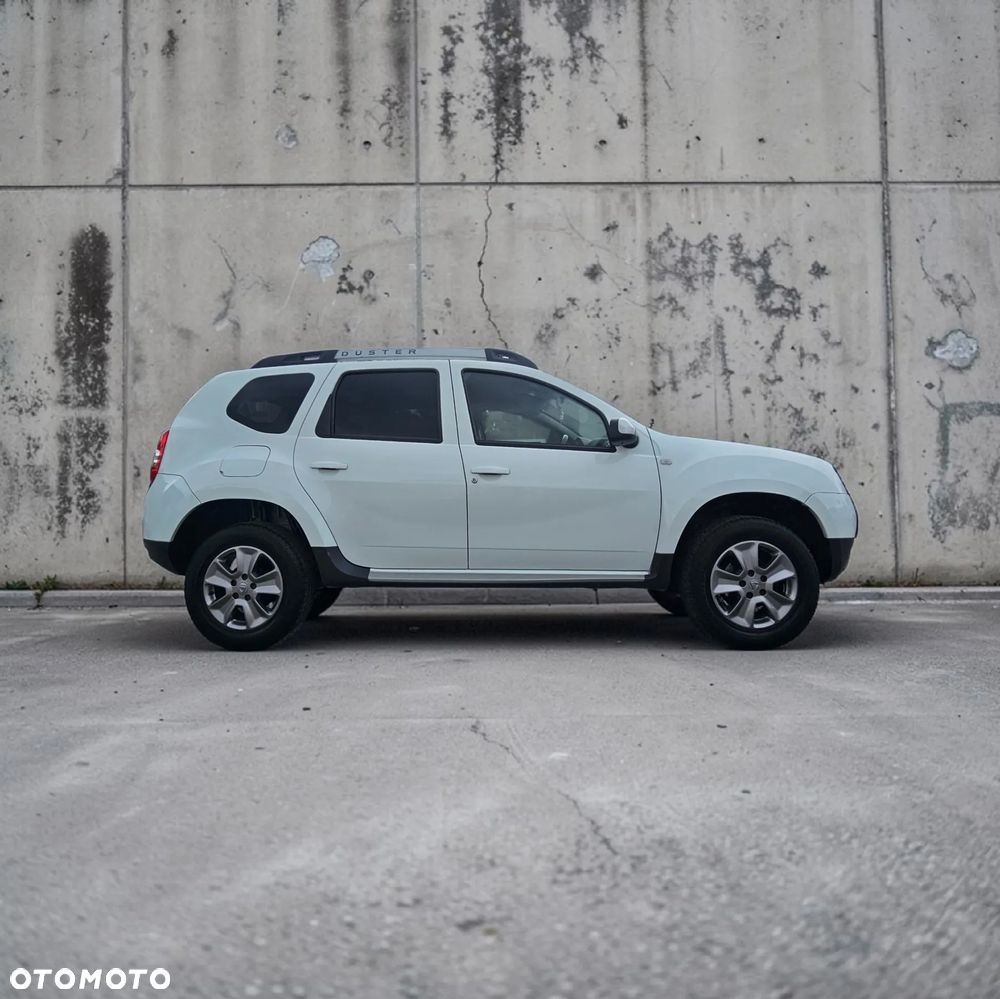 Dacia Duster 1.6 SCe Laureate S&S - 8