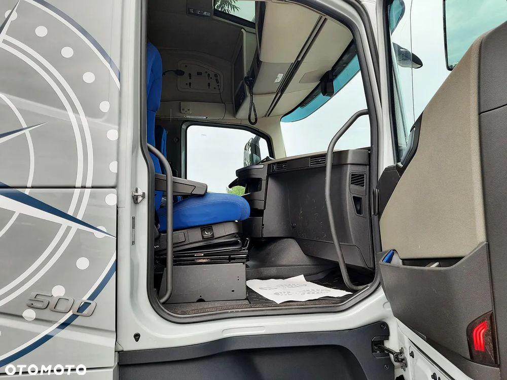 Volvo Volvo FH 500 / EURO 6 * BEZ I-SAVE / ACC / KLIMA POSTOJOWA / NAVIGACJA / Z NIEMIEC - 17