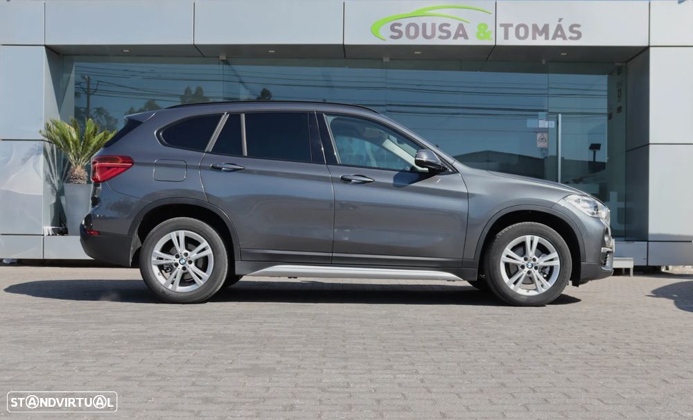 BMW X1 16 d sDrive xLine Auto — fotografia 5