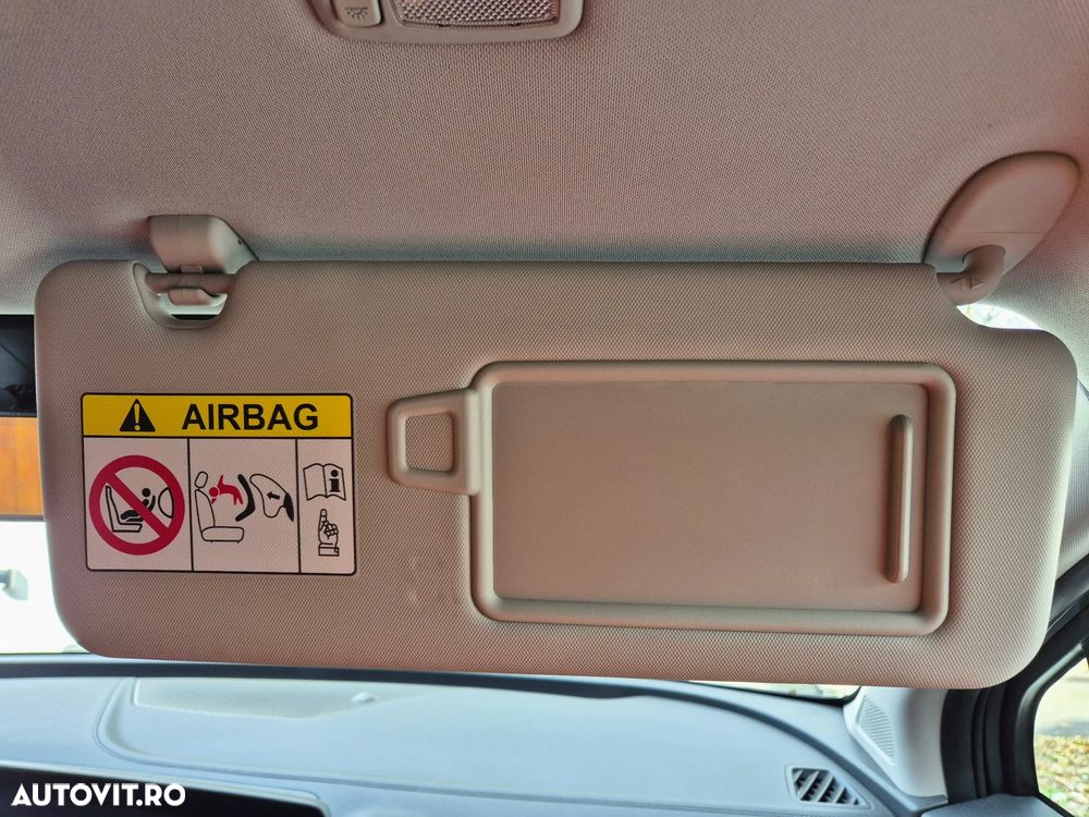 Kia Sportage 1.6 T-GDI 6MT 4x2 Business Line - 18