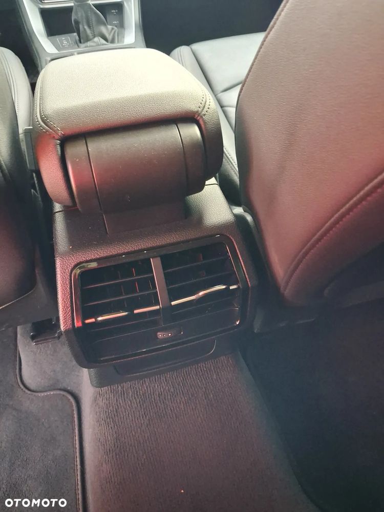 Audi Q3 35 TDI S tronic - 13