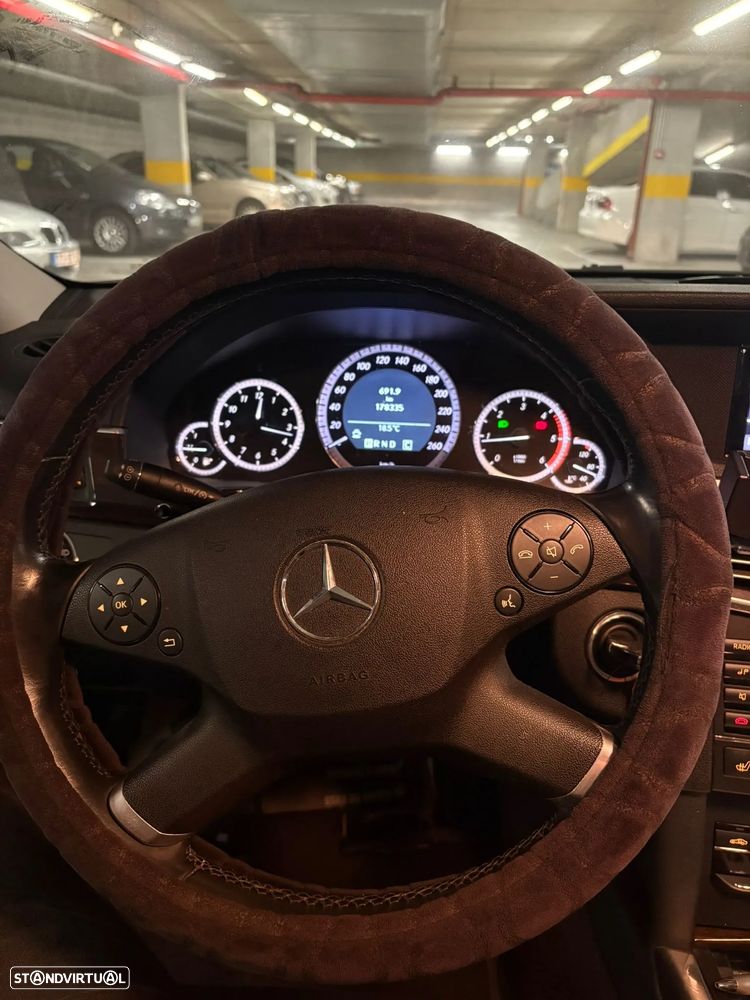 Mercedes-Benz E 220 CDI DPF BlueEFFICIENCY Auto - 18
