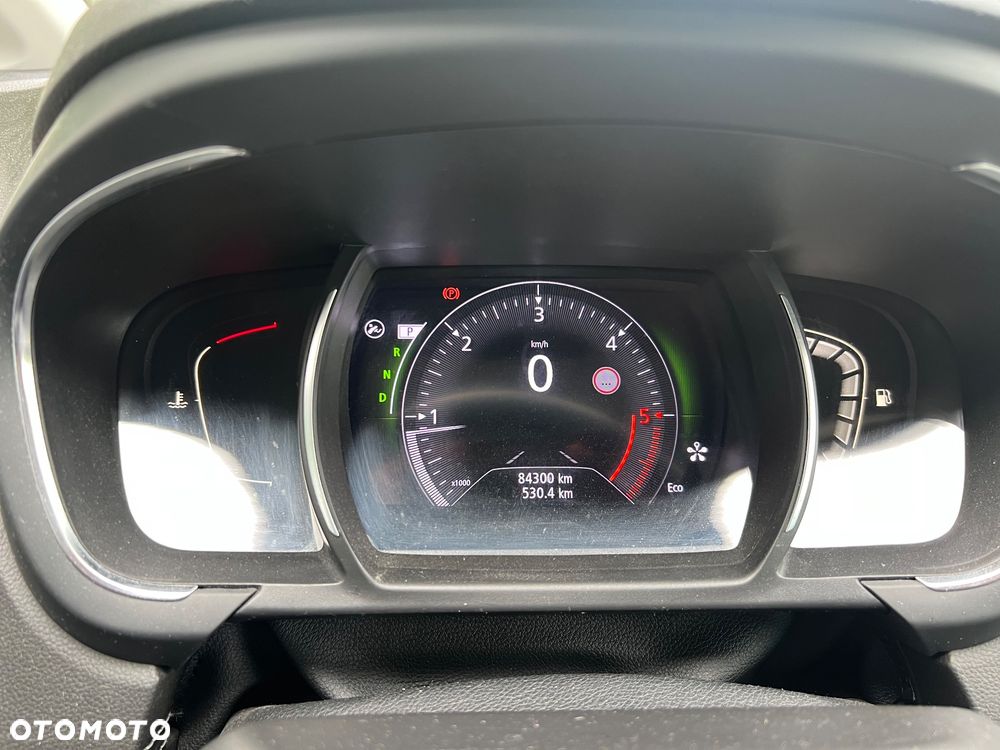 Renault Scenic - 11