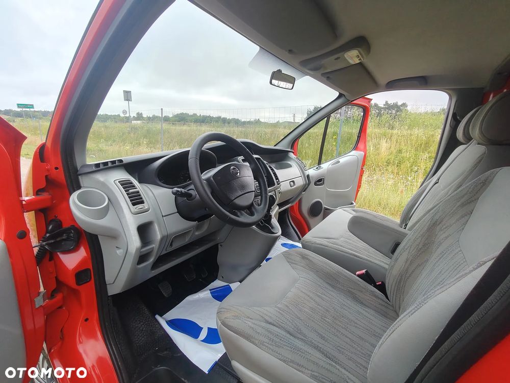 Renault Trafic - 28