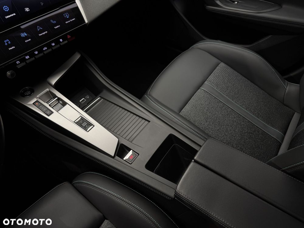 Peugeot 308 1.5 BlueHDi Allure Pack S&S EAT8 - 27