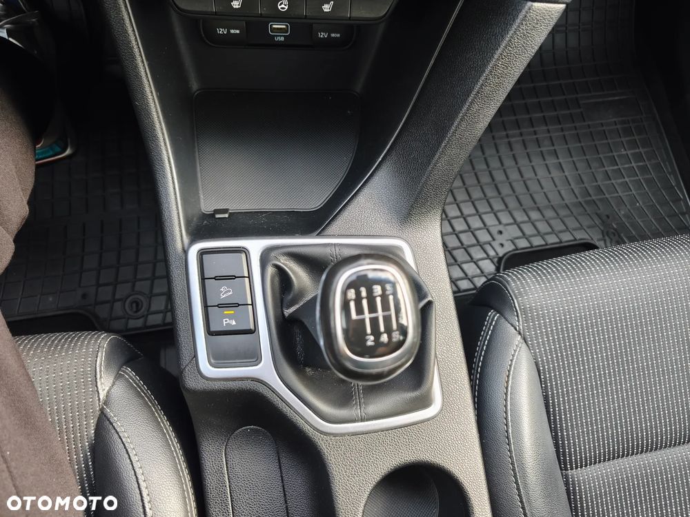 Kia Sportage 1.6 GDI Black Edition 2WD - 29