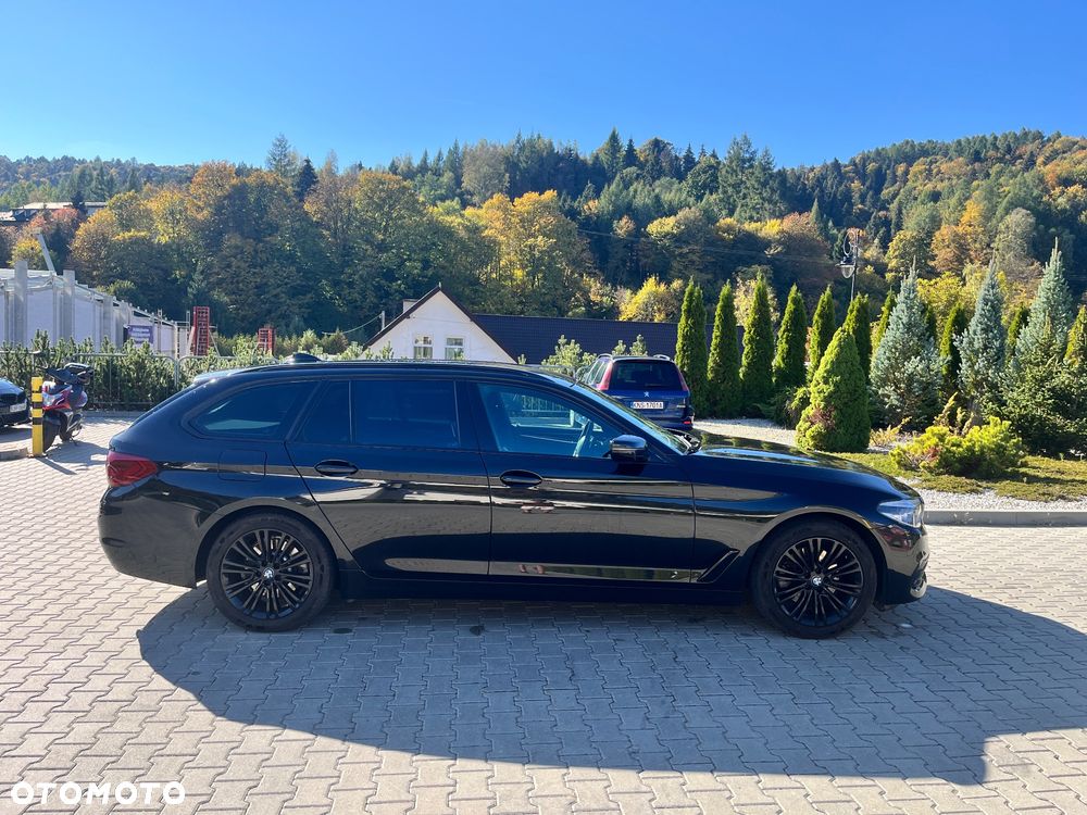 BMW 5 Series 2019 photo 4
