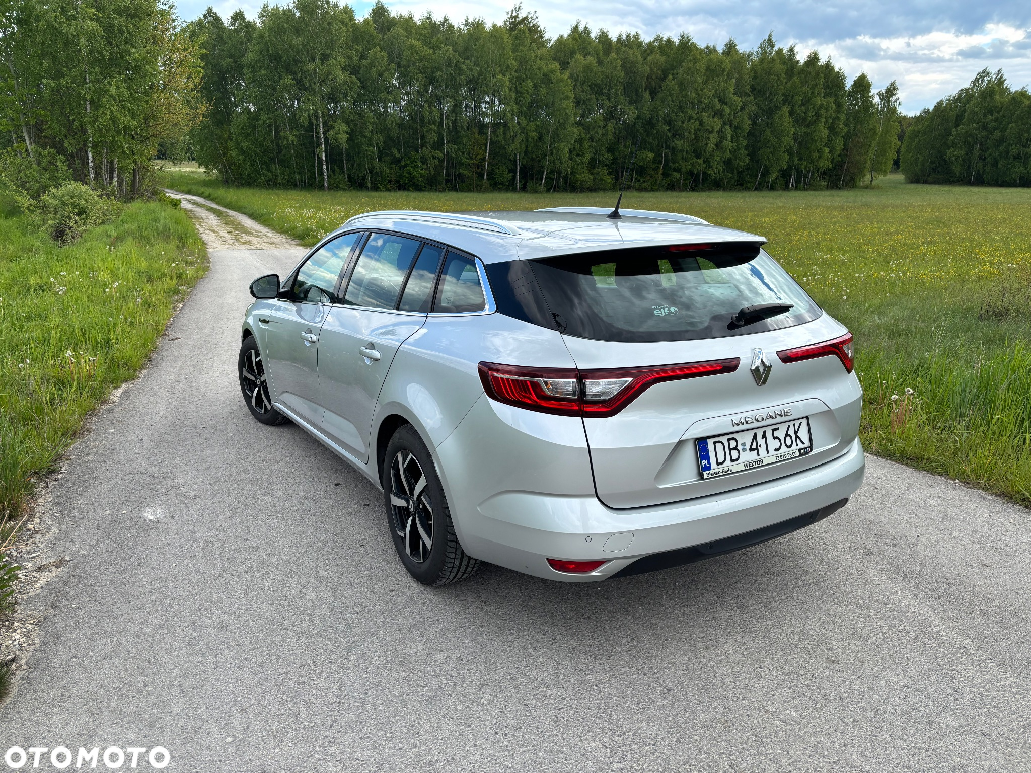 Renault Megane 1.5 Blue dCi Limited - 6
