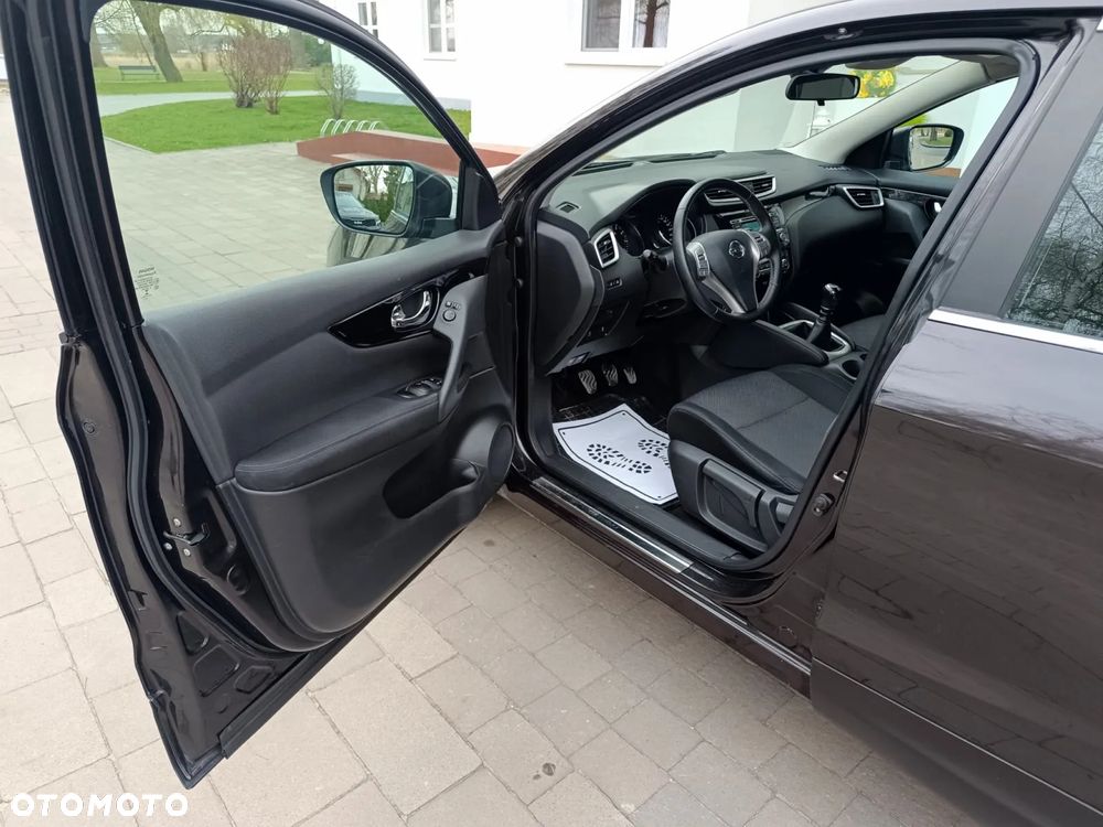 Nissan Qashqai 1.2 DIG-T Visia - 23