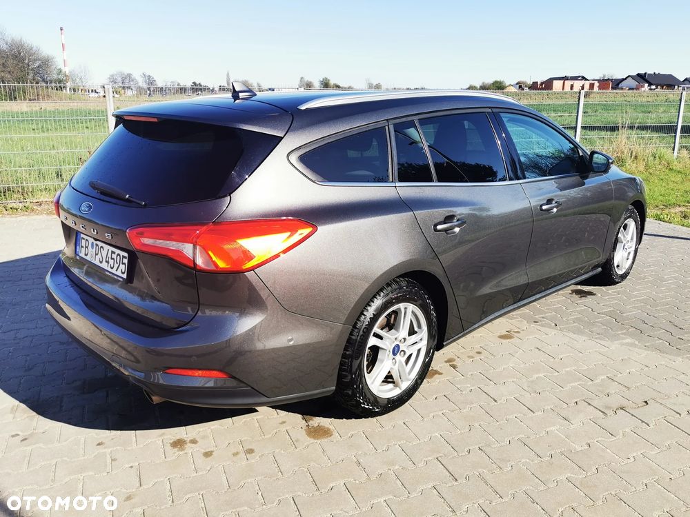 Ford Focus 1.0 EcoBoost STart-Stopp-System TITANIUM X - 3