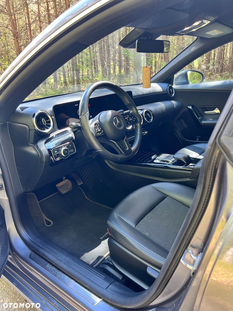 Mercedes-Benz CLA 180 d 7G-DCT - 15