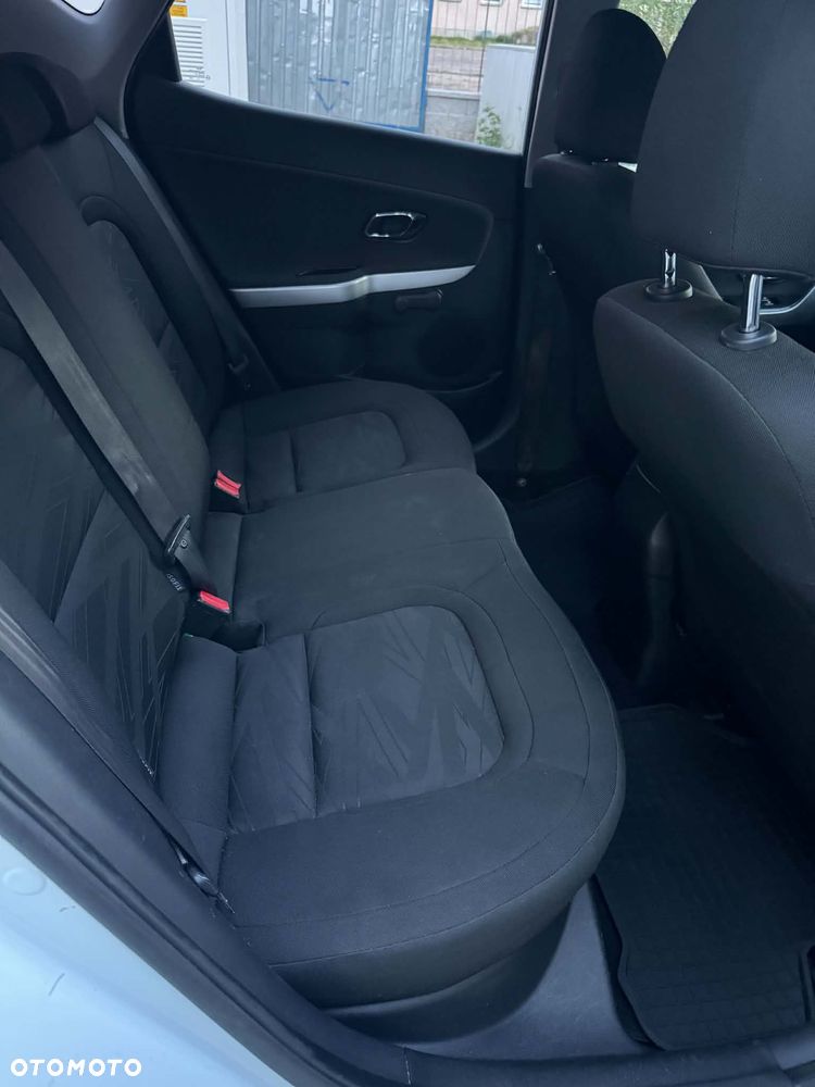 Kia Ceed 1.4 CRDi M - 8