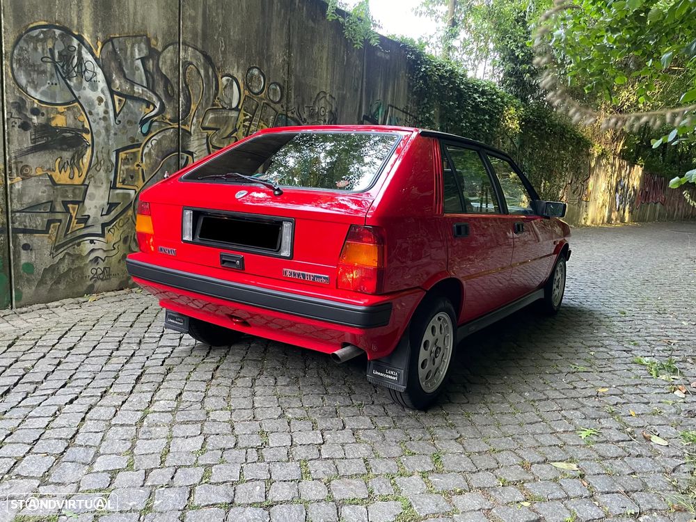 Lancia Delta 1.6 HF Turbo - 35