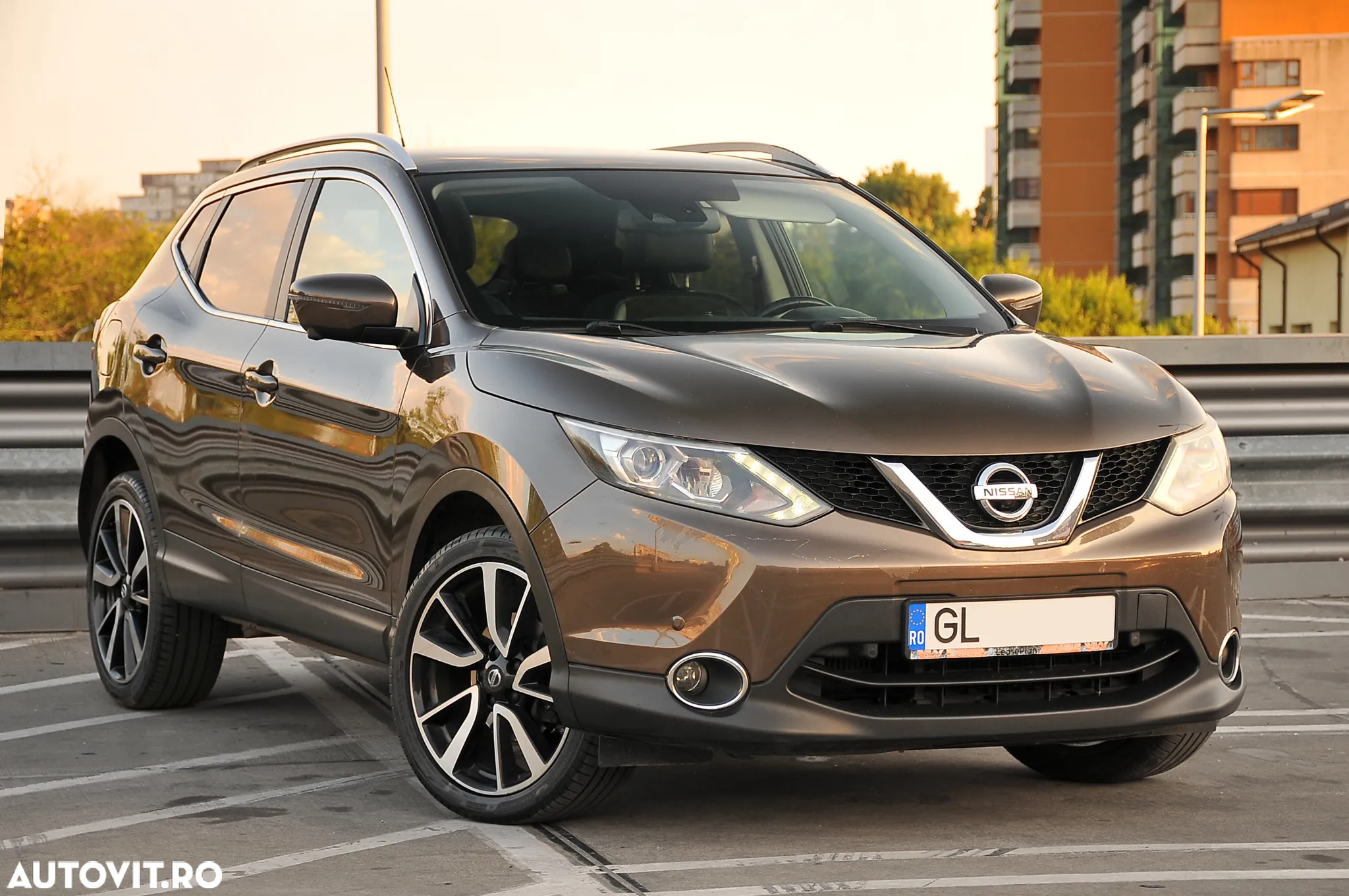 Nissan Qashqai 1.6 DIG-T TEKNA - 9