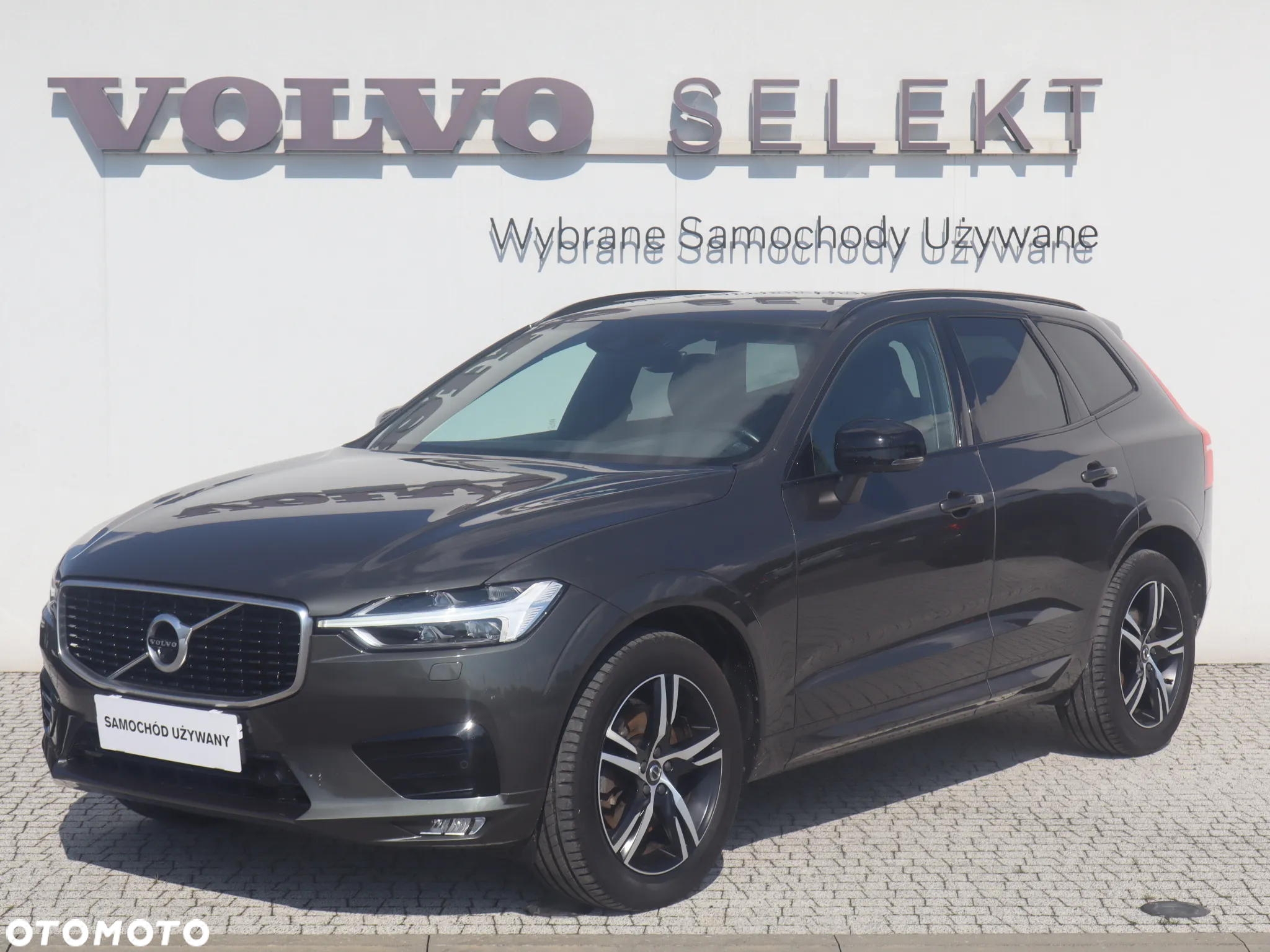 Volvo XC 60 B5 D AWD R-Design - 2