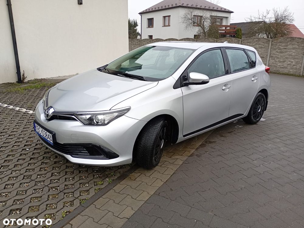 Toyota Auris 1.33 VVT-i Active - 1