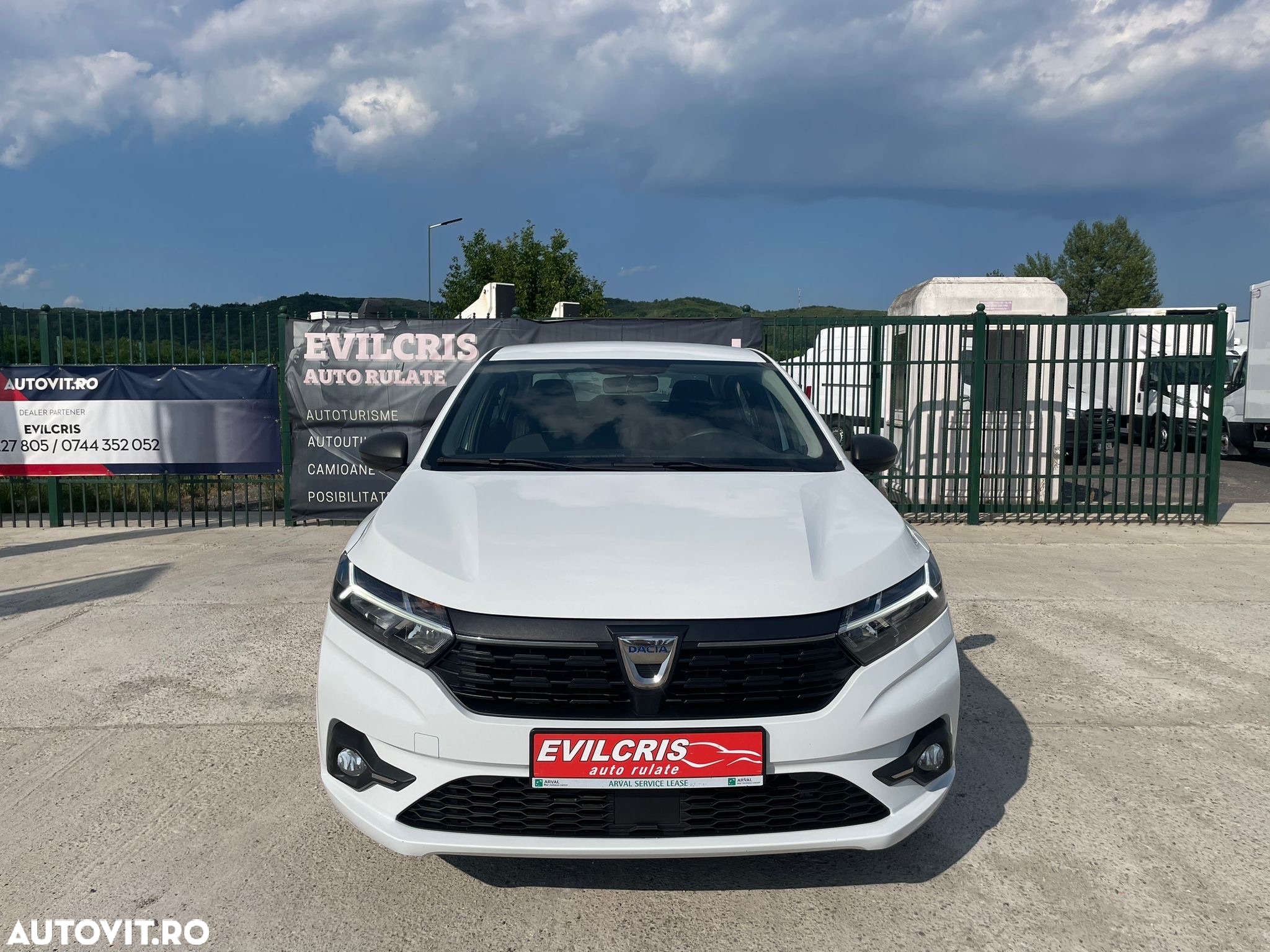 Dacia Logan - 4