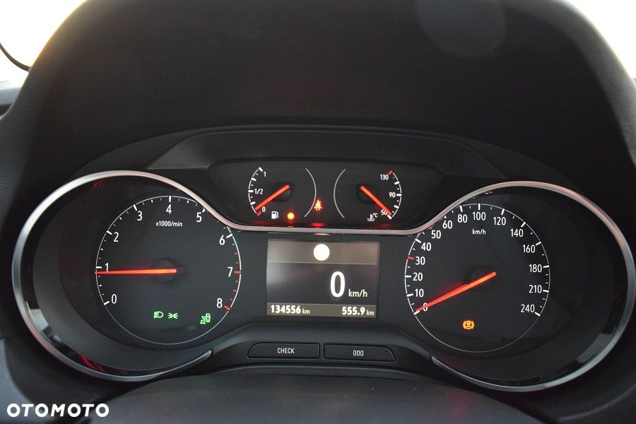 Opel Grandland X 1.2 Start/Stop Elegance - 22