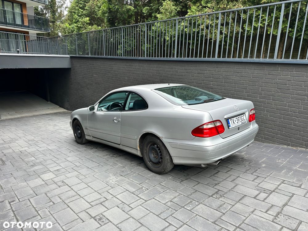 Mercedes-Benz CLK - 5