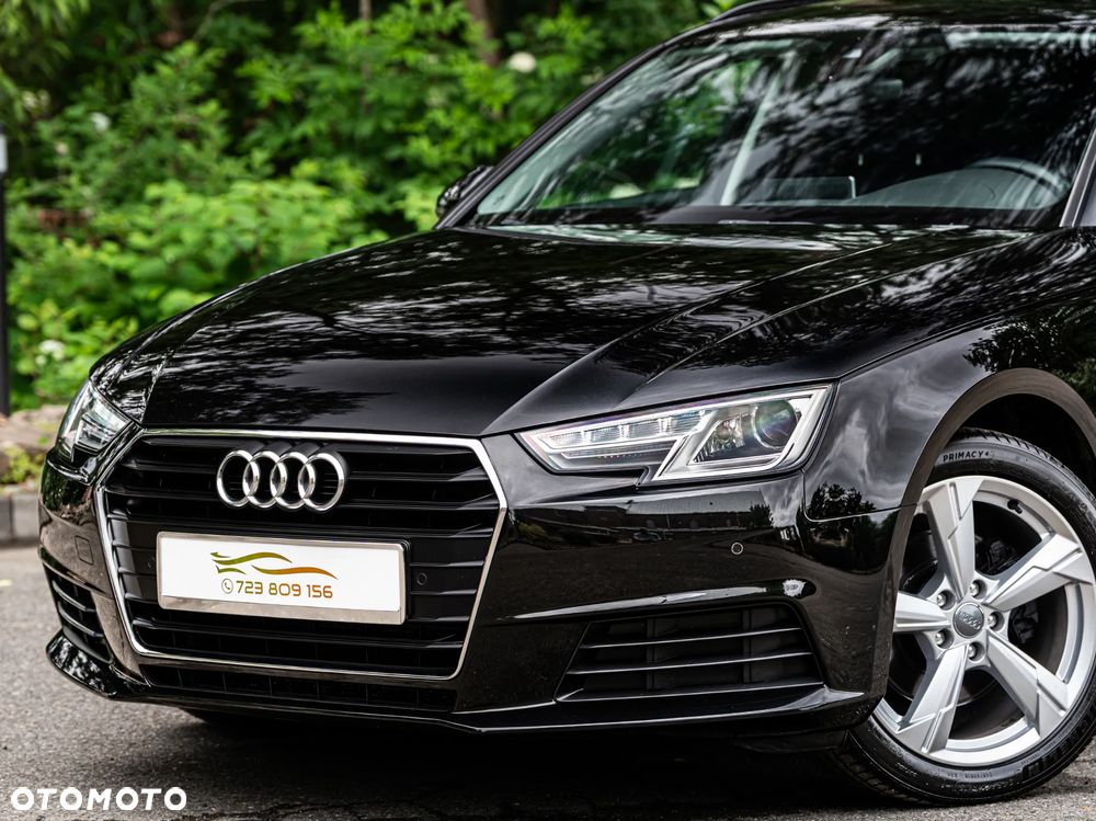 Audi A4 Avant 2.0 TDI Design - 16