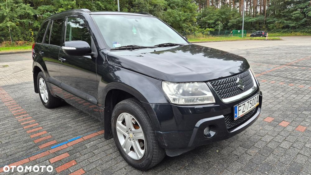 Suzuki Grand Vitara 2.4 De Luxe - 3