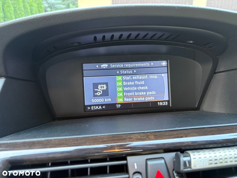 BMW Seria 5 520d - 12