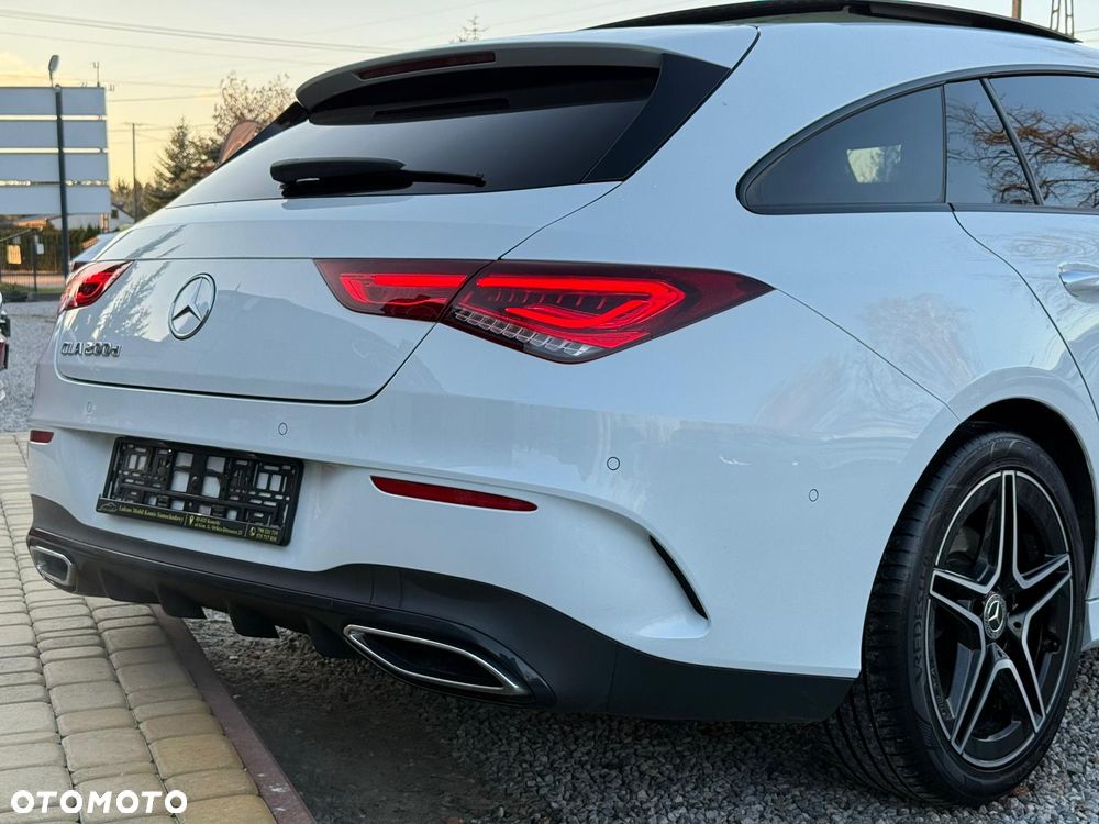 Mercedes-Benz CLA 200 d 8G-DCT AMG Line Advanced Plus - 17