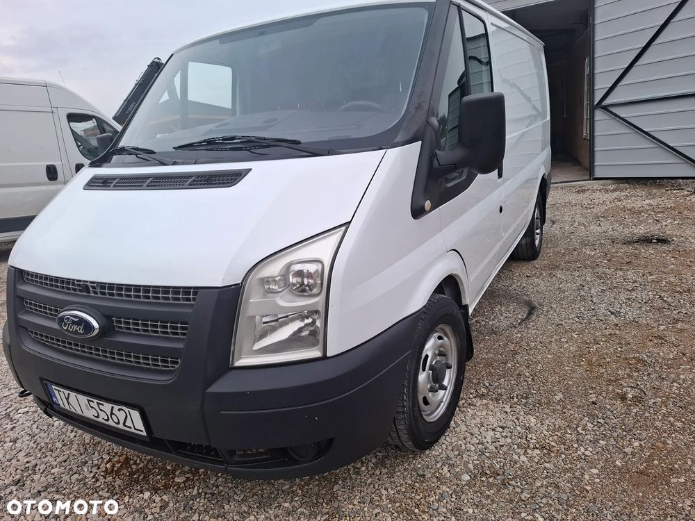 Ford Transit - 1