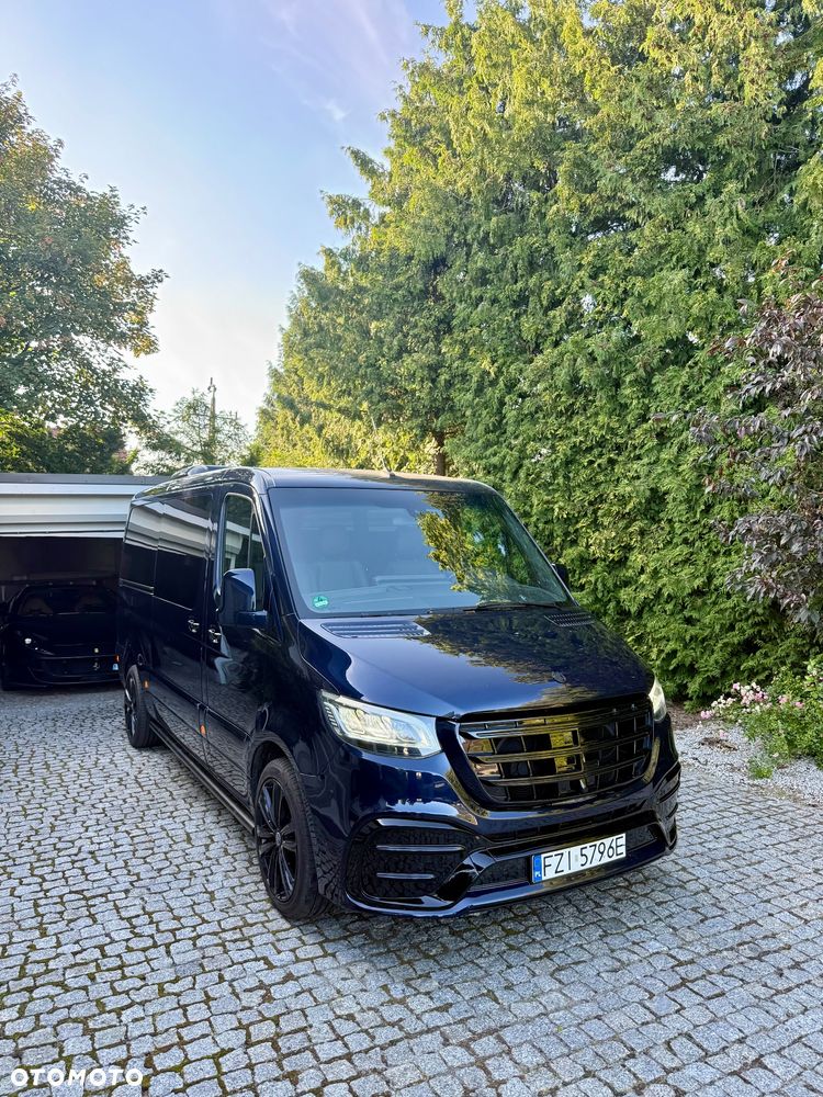 Mercedes-Benz Sprinter - 21