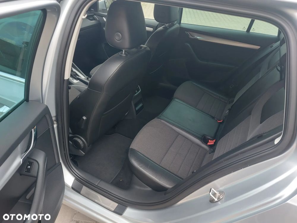 Skoda Octavia 1.4 TSI Green tec DSG Ambition - 8